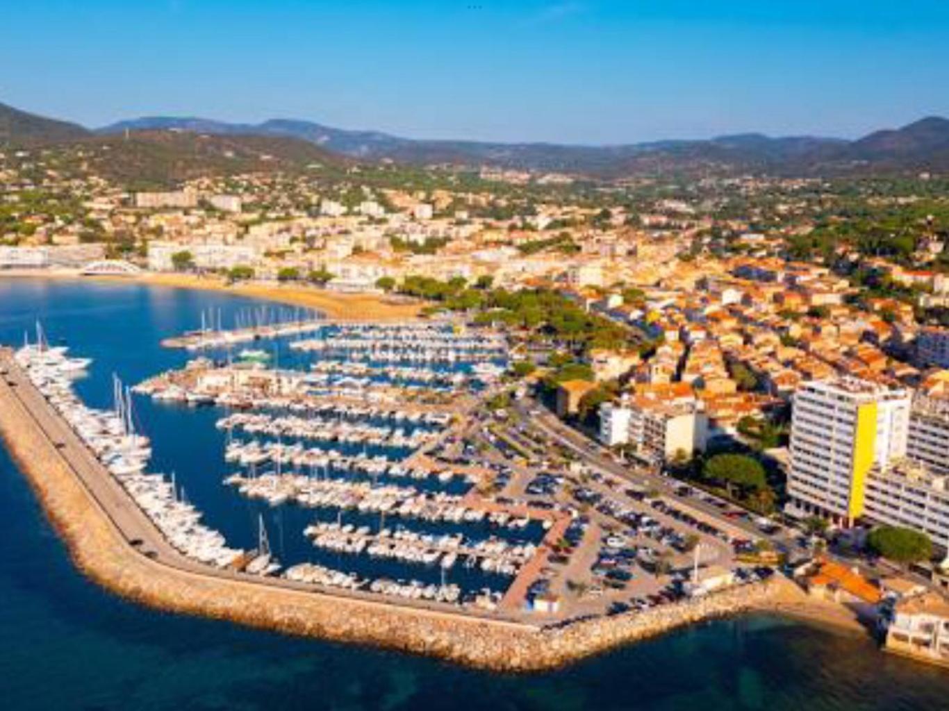 Residence 4 Etoiles Port Marine Sainte-Maxime Luaran gambar